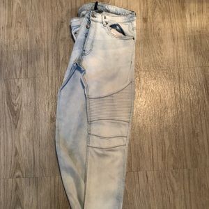 H&M jeans waist 33 “skinny”